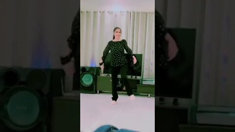 Nice dance #shorts #viral #youtubeshorts