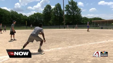 Blue Springs Police reach kids through baseball