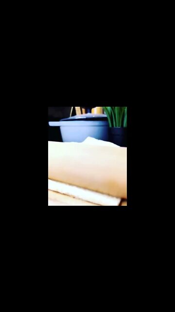 Syrupy french toast sausage rolls | @naecakesandcatering on IG 🍽😃 #shorts