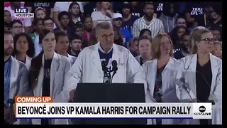 Doctors at the Harris Rally Heads Start Spinning Looking for Help When Someone in the Audience Has a Medical Emergency