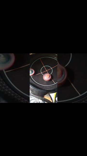 batalha de beyblade valkyrie vs fafnir vs spriggan #batalhadebeyblade