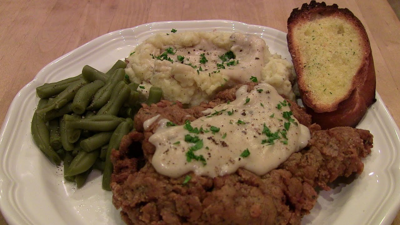 Texas Chicken Fried Steak w/Garlic Mashed Potatoes