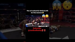 (WOW) RARE DOUBLE KNOCK DOWN 😳 #shorts #youtubeshorts #viral #knockouts #muythai #boxing #mma #twt