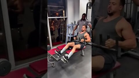 Never give up!! #shorts #motivation #gymmotivation #gym #fitness #fitnessmeme