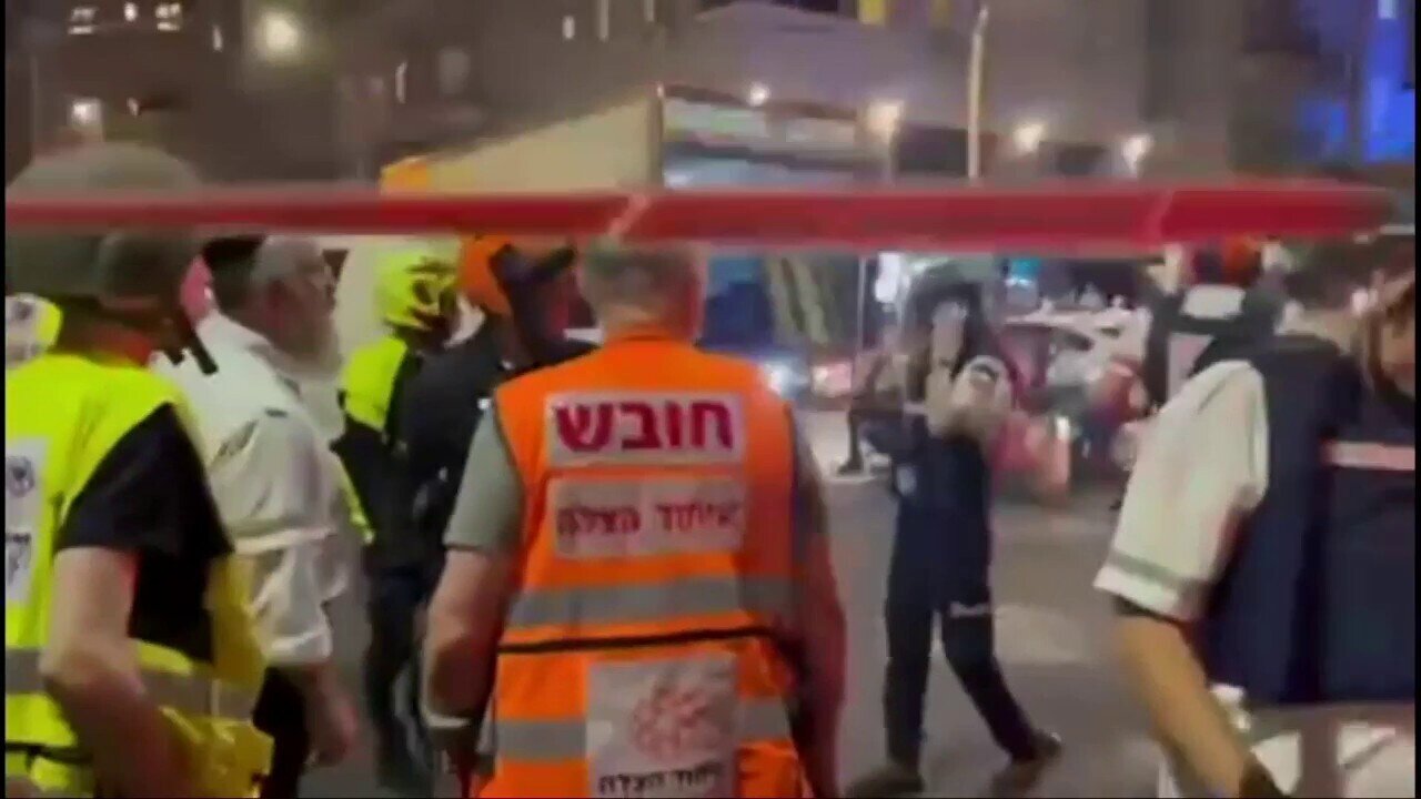 Large Explosion Rocks Tel Aviv