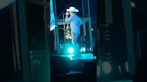 Justin Moore "Backwoods"