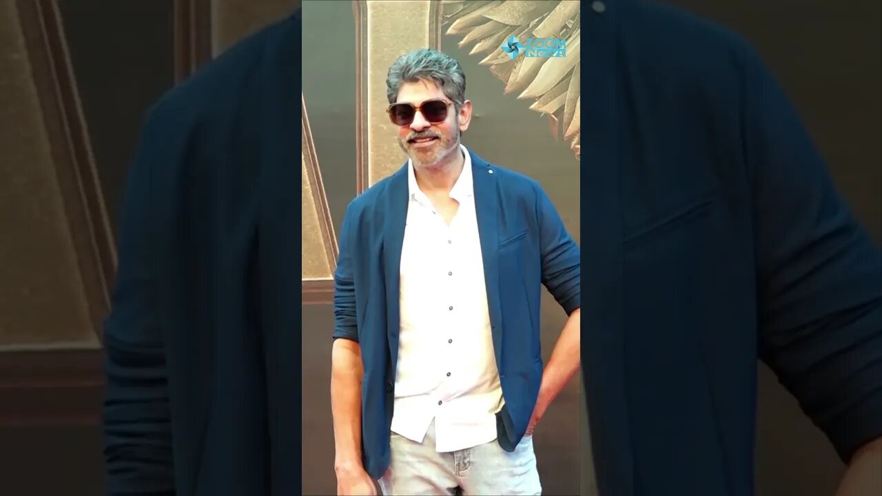 Jagapathi Babu Stylish Entry at Kisi Ka Bhai Kisi Ki Jaan Grand Trailer Launch