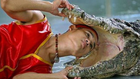 10 Most Bizarre Jobs In History
