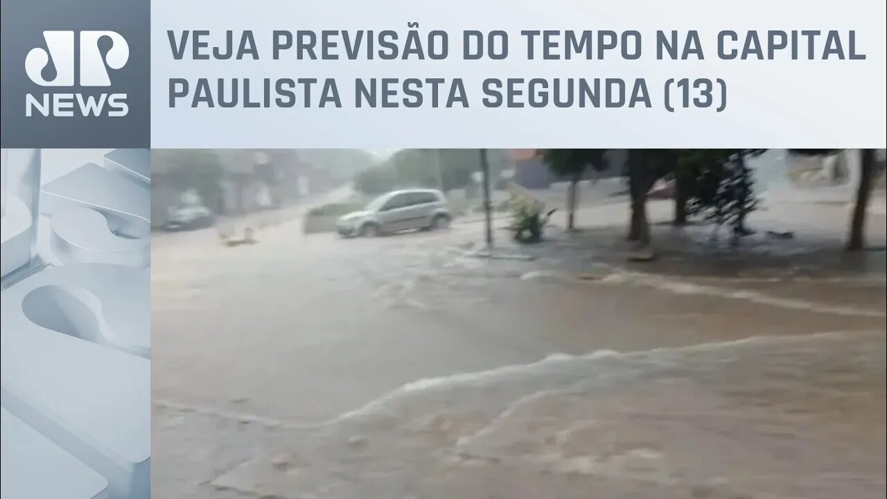 Chuva provoca alagamentos em SP neste domingo (12)