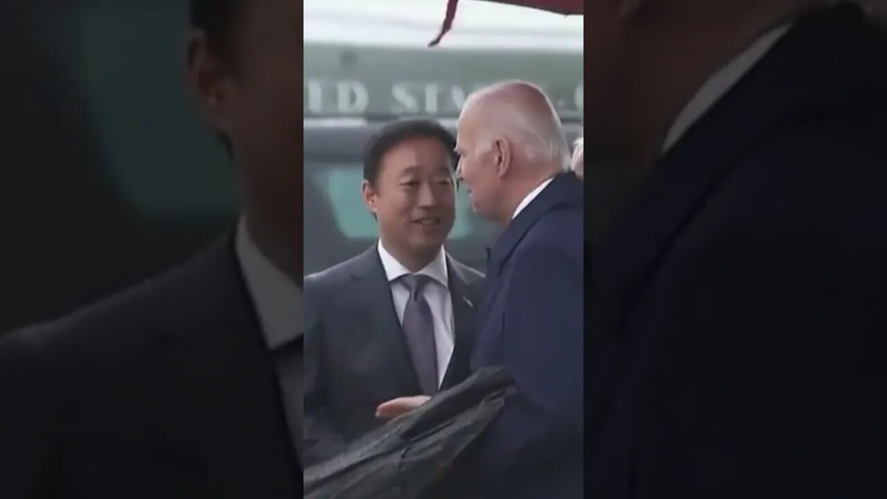 Biden can't open an umbrella