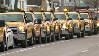 Hundreds gather for funeral of fallen Milwaukee DPW worker