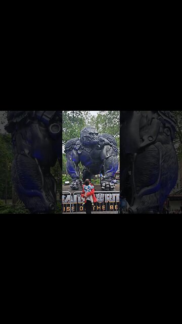Transformers in Leicester Square #horseguardsparade