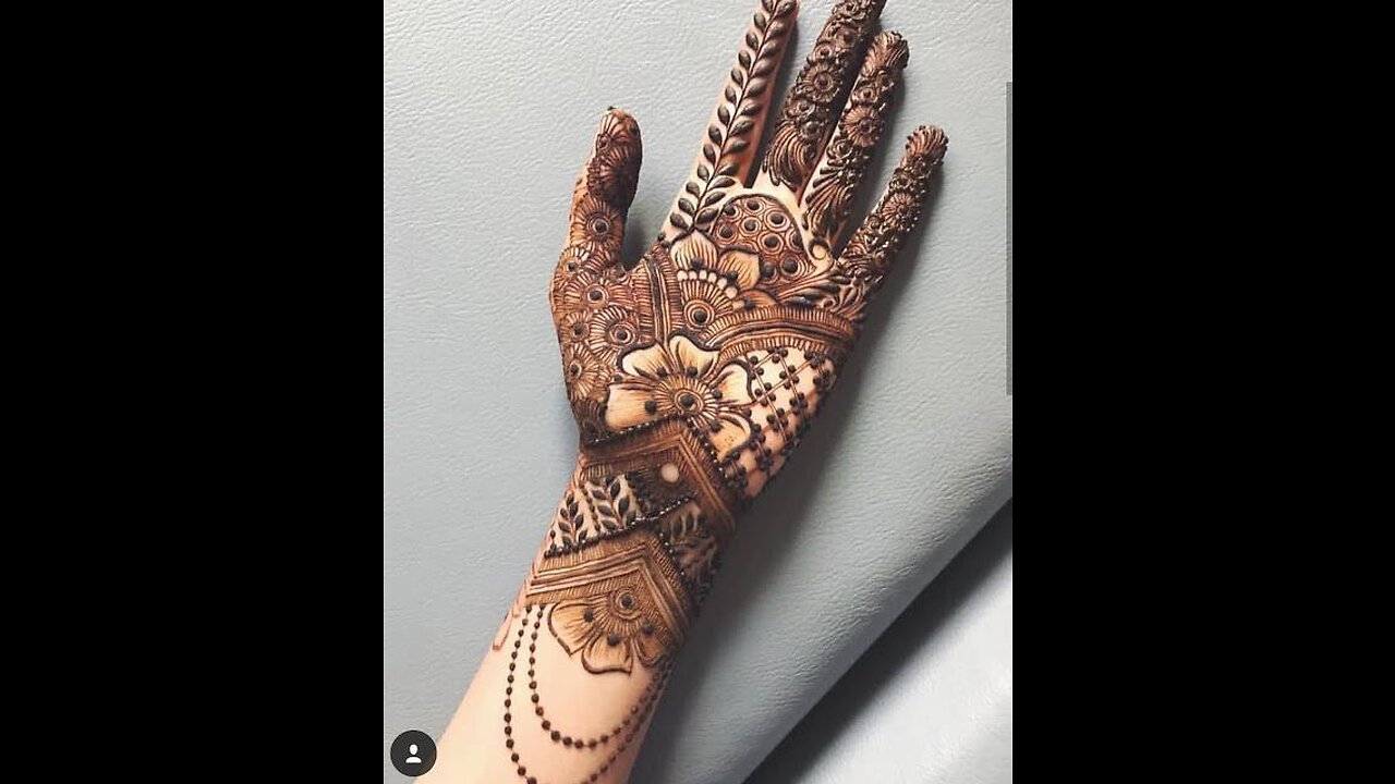 Mehndi artist 4- 2023