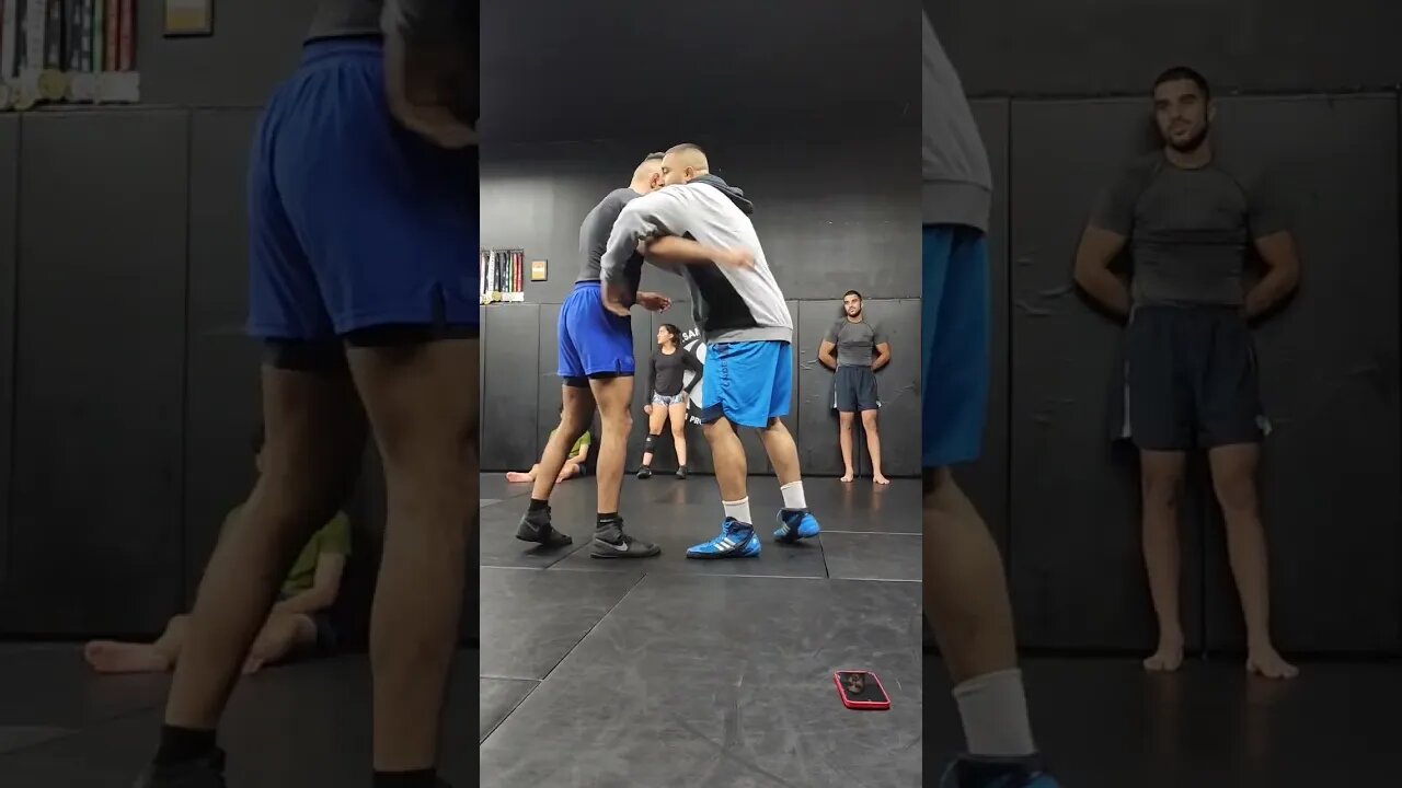Defeat Your Opponent with This Wrestling Technique: Overcoming the Underhook