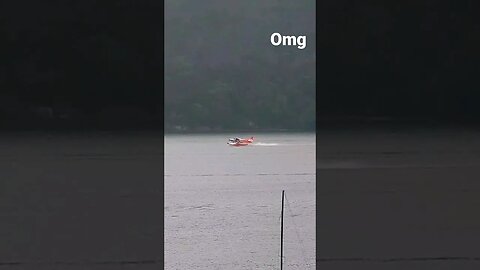 scary seaplane just makes takeoff! #shorts #short #travel #omg #views #scary #australia #plane #sea