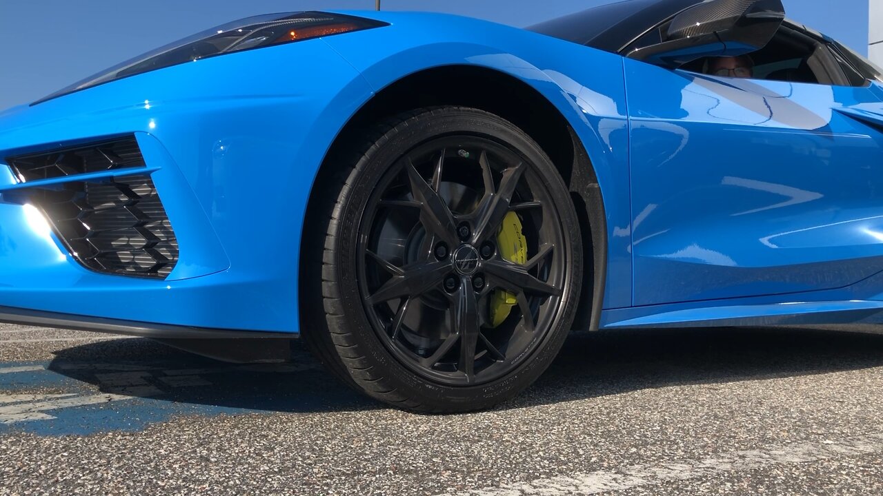 How the front lift works on a C8 Corvette