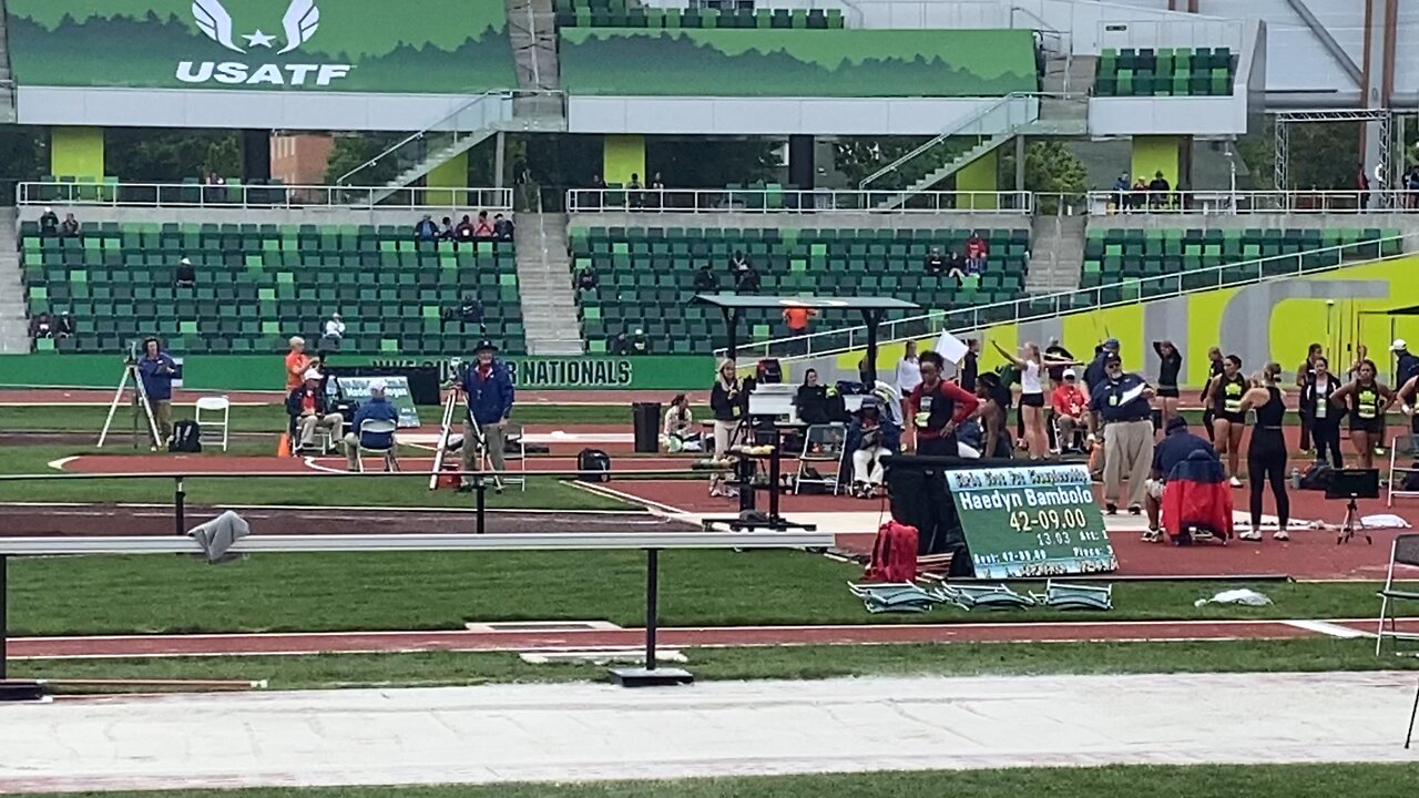 Heptathlon Javelin at Nike Nationals Maddie Hogan 29.52m