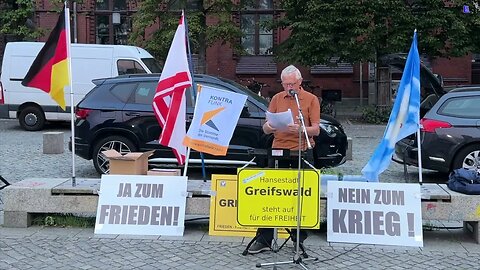 Hier und heute der kleine mit dem großen Zettel - Rolf - unsere Geschichte als Gedicht - 18-09-2023.