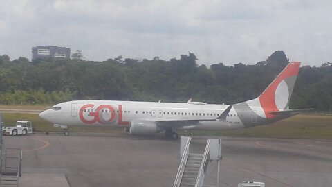 Boeing 737 MAX 8 PR-XME faz seu pushback antes de decolar para Macapá