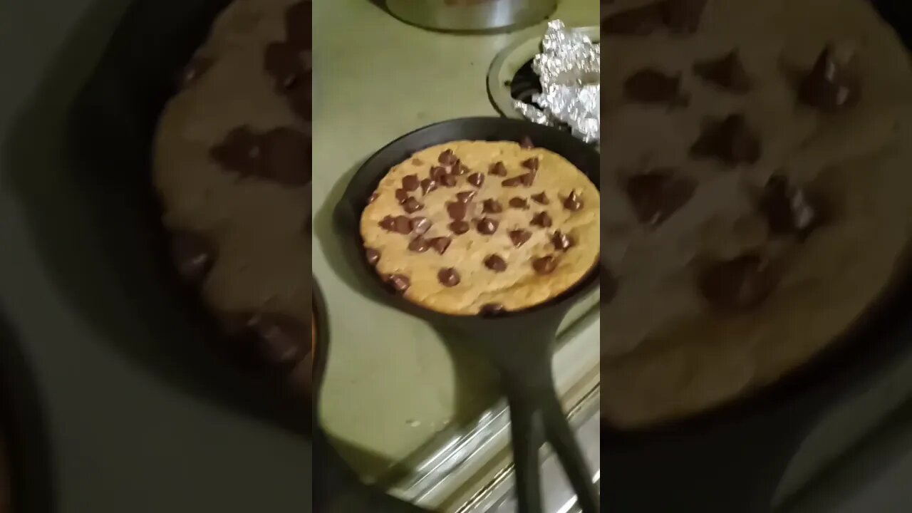 cast iron pan cookies