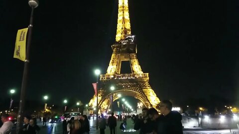 Live 1080p France Live Stream Eiffel tower at night