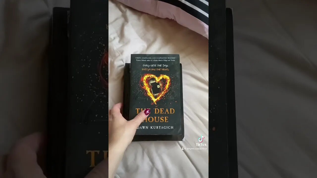 FOUND FOOTAGE & MIXED MEDIA book recommendations📚 #bookrecs #bookrecommendations #books #horrortube