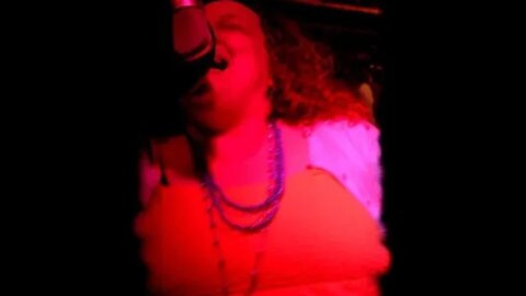 Andrew "Jr. Boy" Jones & Kerrie Lepai “I Got My Eyes On You” In The Music Room Single 2014