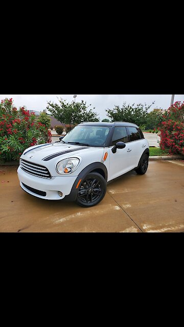 Mini Cooper Countryman - going where none has been