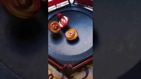 que batalha LINDA #batalhadebeyblade #beybladeburst #beyblade