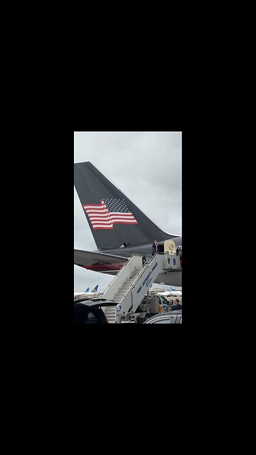 President Donald J. Trump on his way to Chicago.