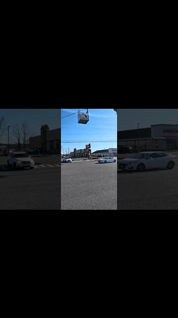 zombie driver DGD9146 mindlessly blows red light #cycling #roadbike #traffic #newyork