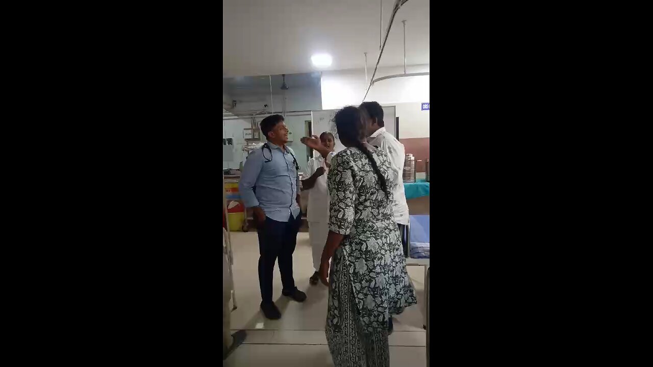 Viral Doctor getting hit by patient in Vellore Medical College 😱😱