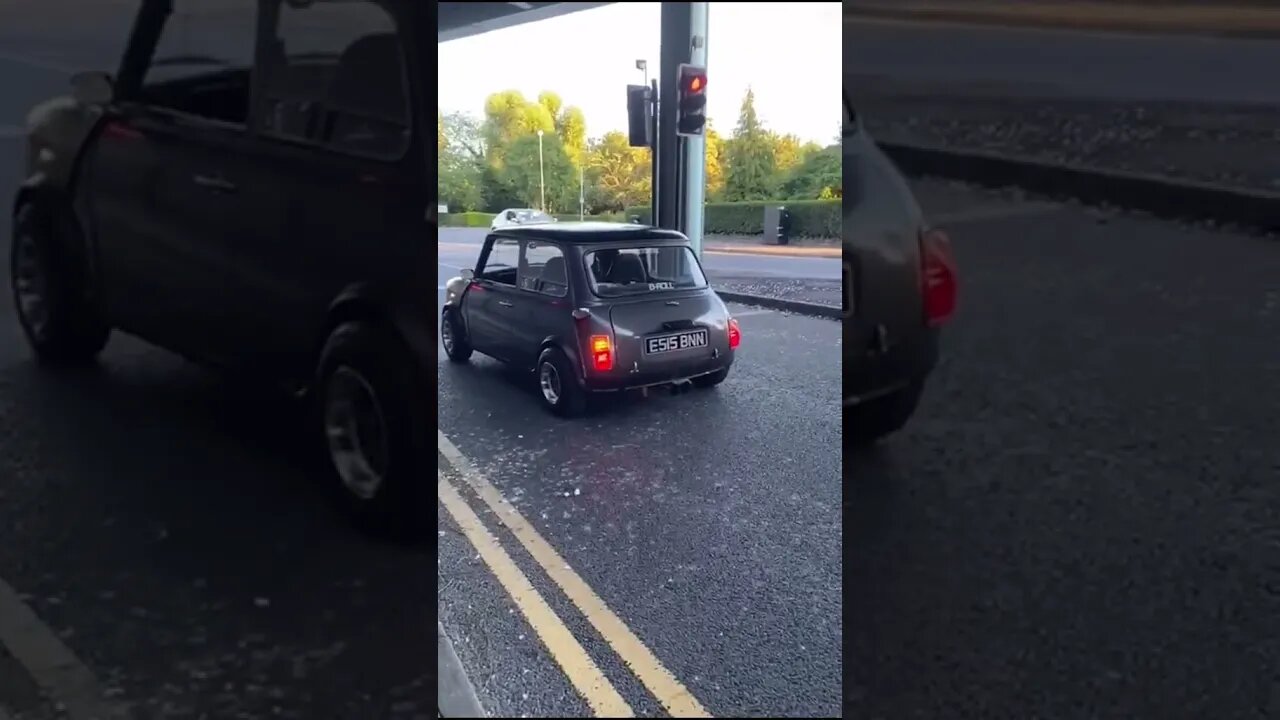 Always a yob #shorts #racecar #supercar #carvideos #car #coolcar #mini #classicmini #oldcar #rev