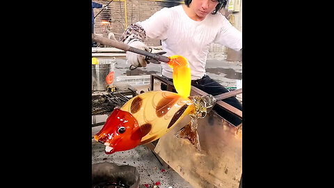 😍✨ The Stunning Art of Glass-Blowing! 🔥🎨