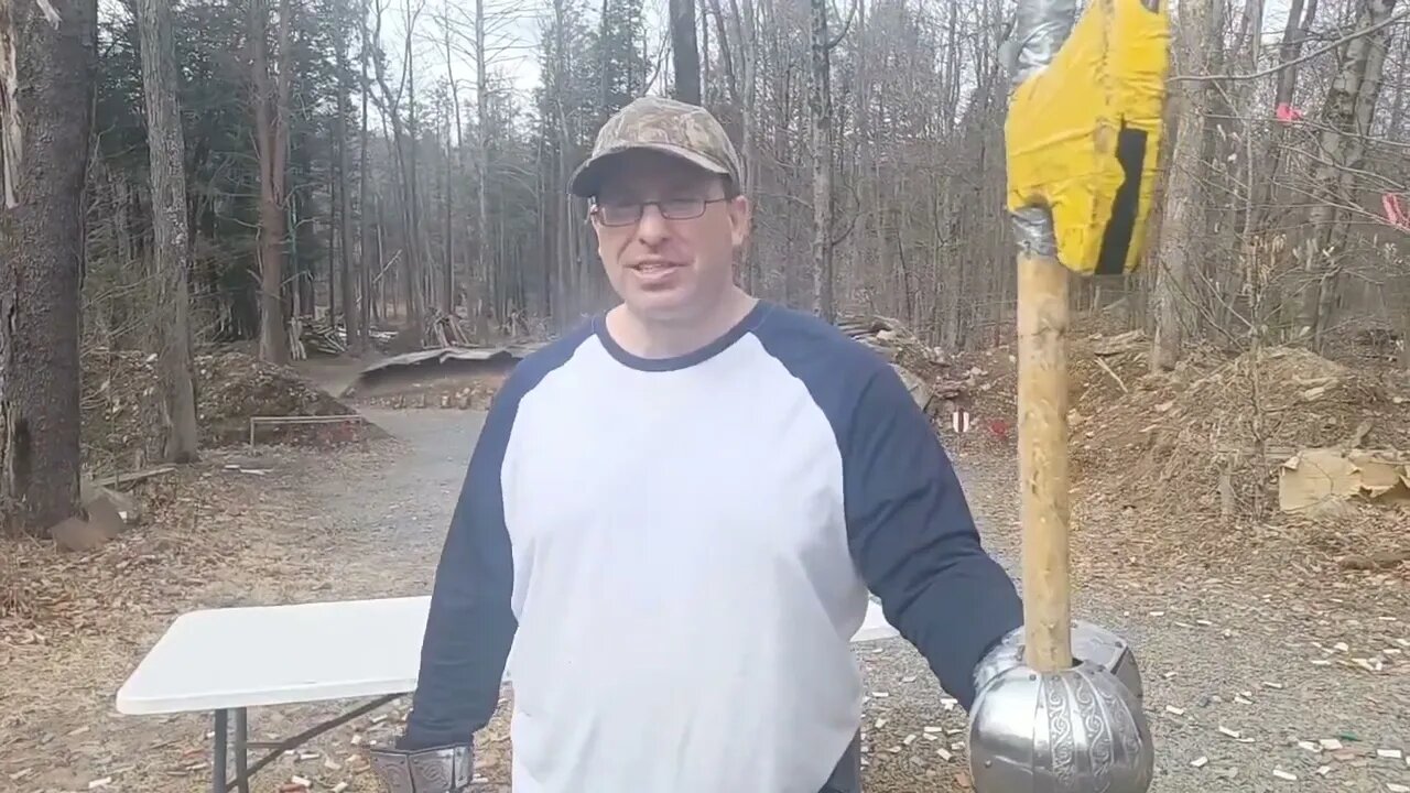 Using Medieval Gauntlets as a Weapon