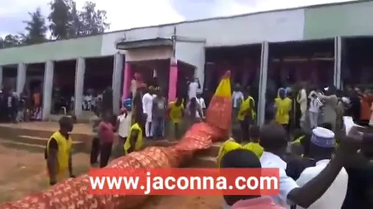 Entertainment: World Tallest Masquerade from Kogi State__subscribe and like