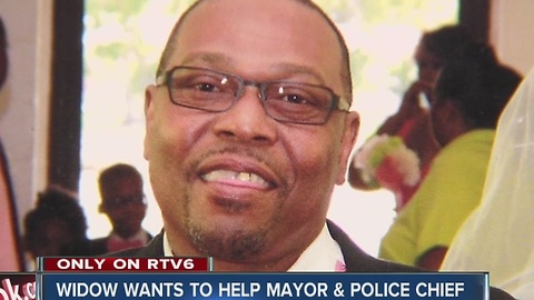 Widow wants to help mayor and police chief solve the shooting death of her husbnad