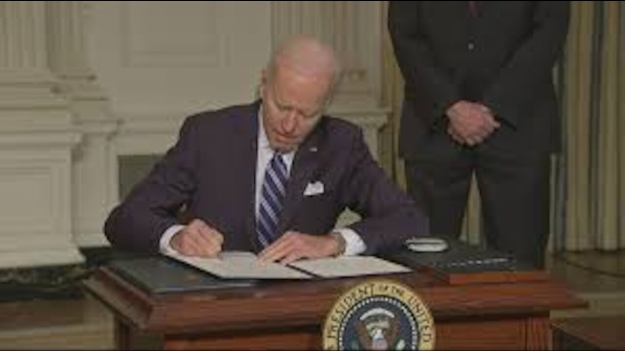 ‘POTUS BIDEN is Not King’ AGs Blast Biden For Signing Record Number of Executive Orders in 1st Week!