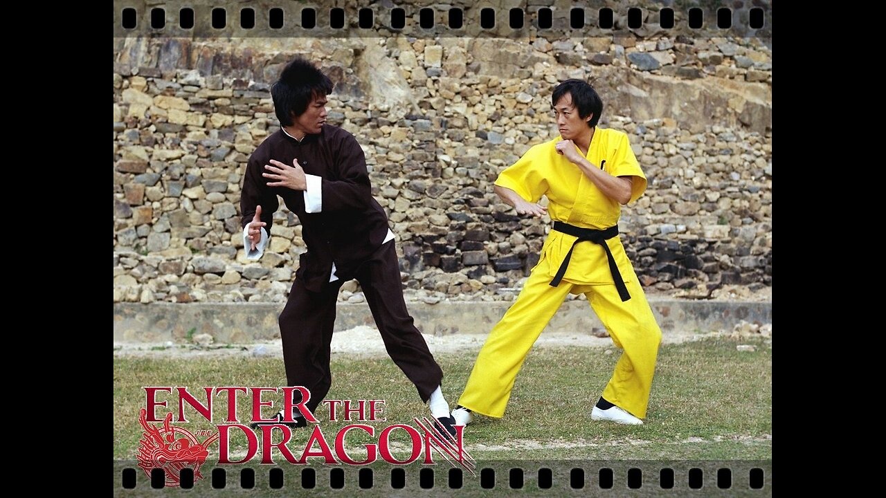 Cross kick Studio Films Bruce Lee Enter the Dragon