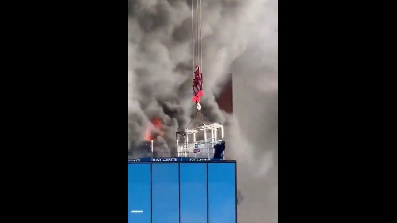 Crane operator saves worker from deadly fire