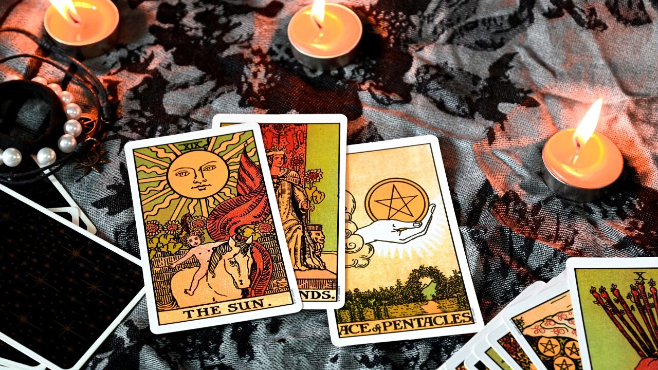 COLLECTIVE TAROT READING: REJECTION IS GODS PROTECTION