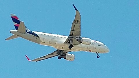 Airbus A320 PR-TYU coming from Natal to Fortaleza