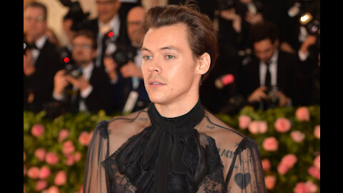 Harry Styles is ‘having an awesome time’ with Olivia Wilde