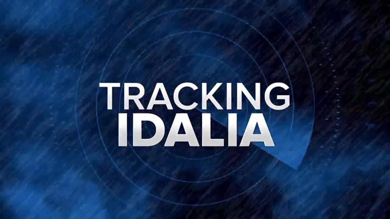 TRACKING IDALIA | 8:00 p.m. Sunday update with current tropical storm, storm surge watches for DeSoto & Sarasota County