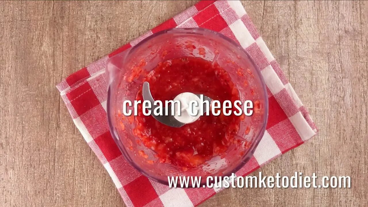 Keto Strawberry Cheesecake Fat Bombs