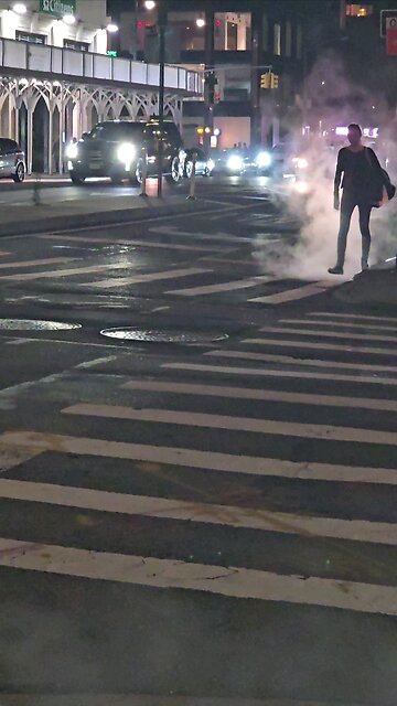 Msnhattan at nighttime