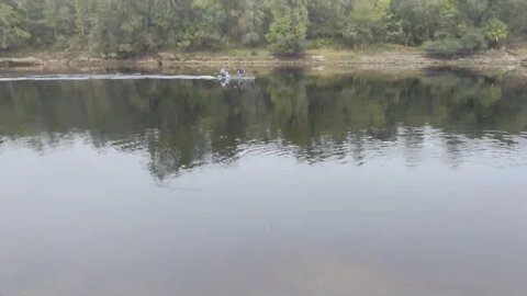 Walking Around The SUWANNEE River