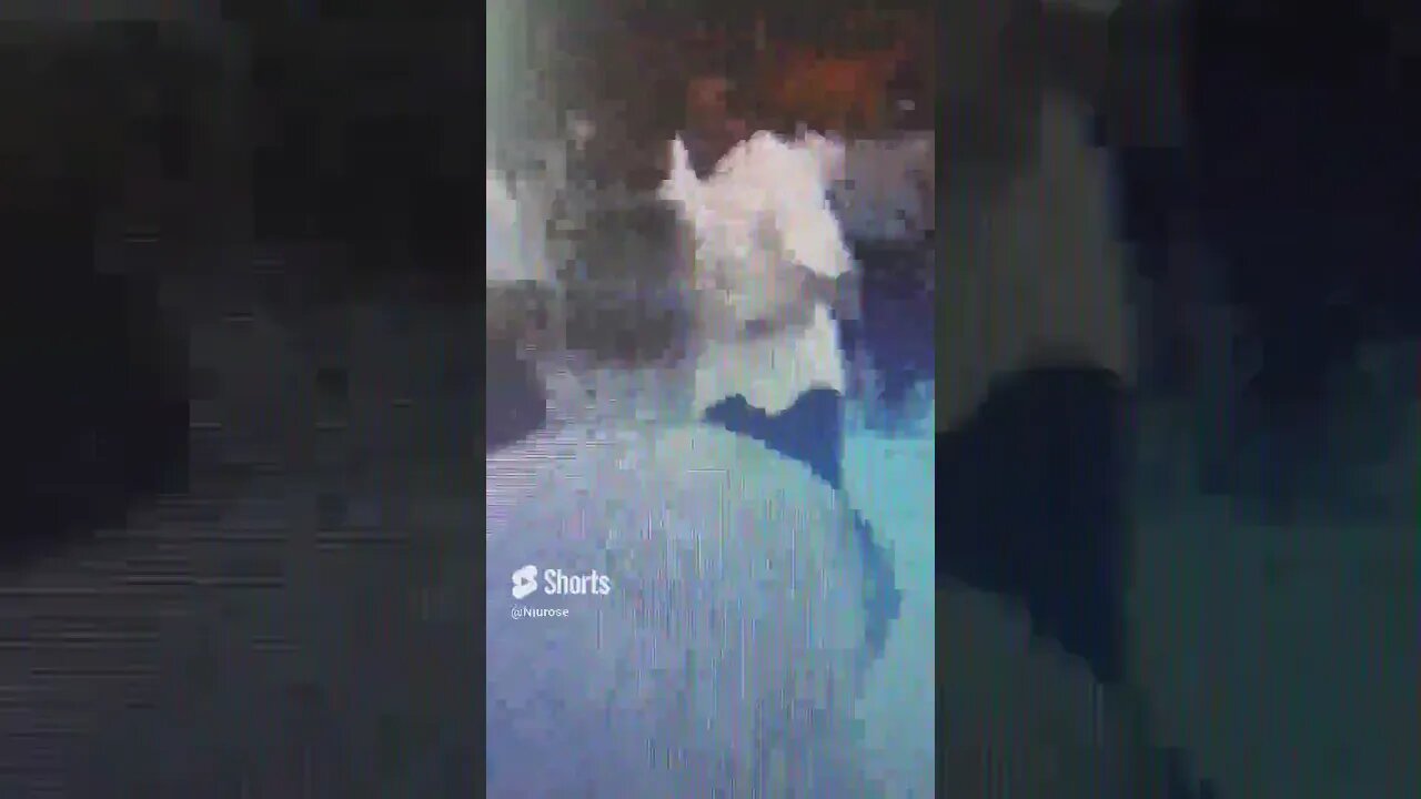 BOLSONARO CORRE DA POLÍCIA NO ALVORADA! #shorts #bolsonaro #lula #eleição