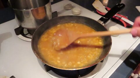 Making Mashed Potatoes and Gravy for Christmas (Vegan)