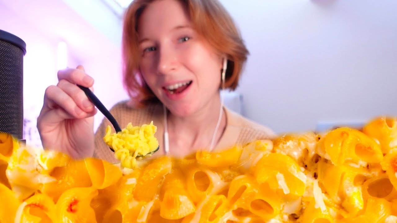 Eating Mac and Cheese!